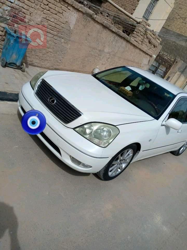 لكزس LS